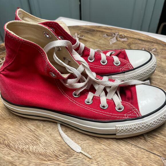 Converse All Star Womens 6 Mens 4 Red Hi Top Lace Up Shoes Sneakers Casual - Picture 4 of 7